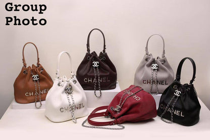 Chanel ʙᴜᴄᴋᴇᴛ ʙᴀɢ
 ʜᴀɴᴅʟᴇ/ ʟᴏɴɢᴄʜᴀɪɴ
sɪʟᴠᴇʀ ʜᴀʀᴅᴡᴀʀᴇ 
ᴡɪᴛʜᴏᴜᴛ ʙᴏx

sᴏғᴛ ʟᴇᴀᴛʜᴇʀ 
sɪᴢᴇ:23ᴄᴍ
100 dhs🇦🇪

Zain56
♥️♥️♥️