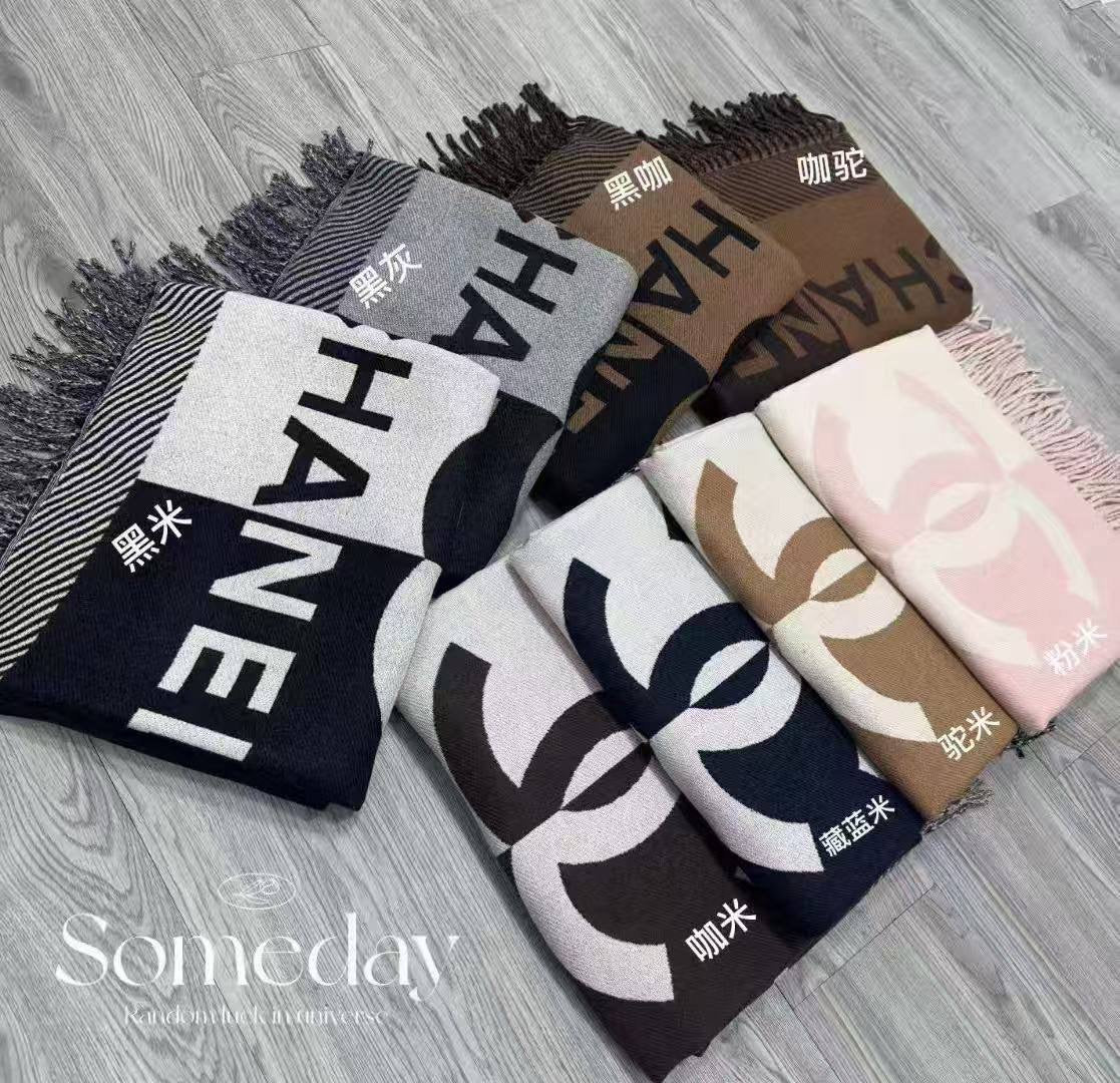 Scarfs For Winter 
Good Quality 
50 dhs🪙
size 65×200cm

Zain250
♥️♥️♥️
