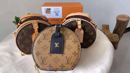 LV - Gucci
95 dhs🪙💕 

with box 🌿🌿
💚💚💚

Zain235
♥️♥️♥️