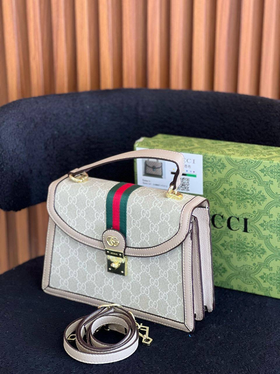 Gucci

Good Quality bag 

with box 
🎁🎁🎁

120 dhs🇦🇪

Zain117
♥️♥️♥️