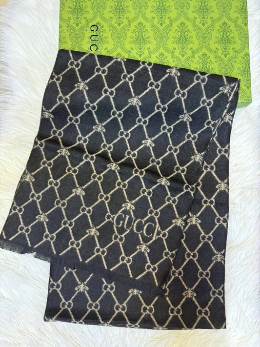 Winter muffler

No box
45 dhs🇦🇪

With box 🎁
60 dhs🇦🇪

Zain93
♥️♥️♥️