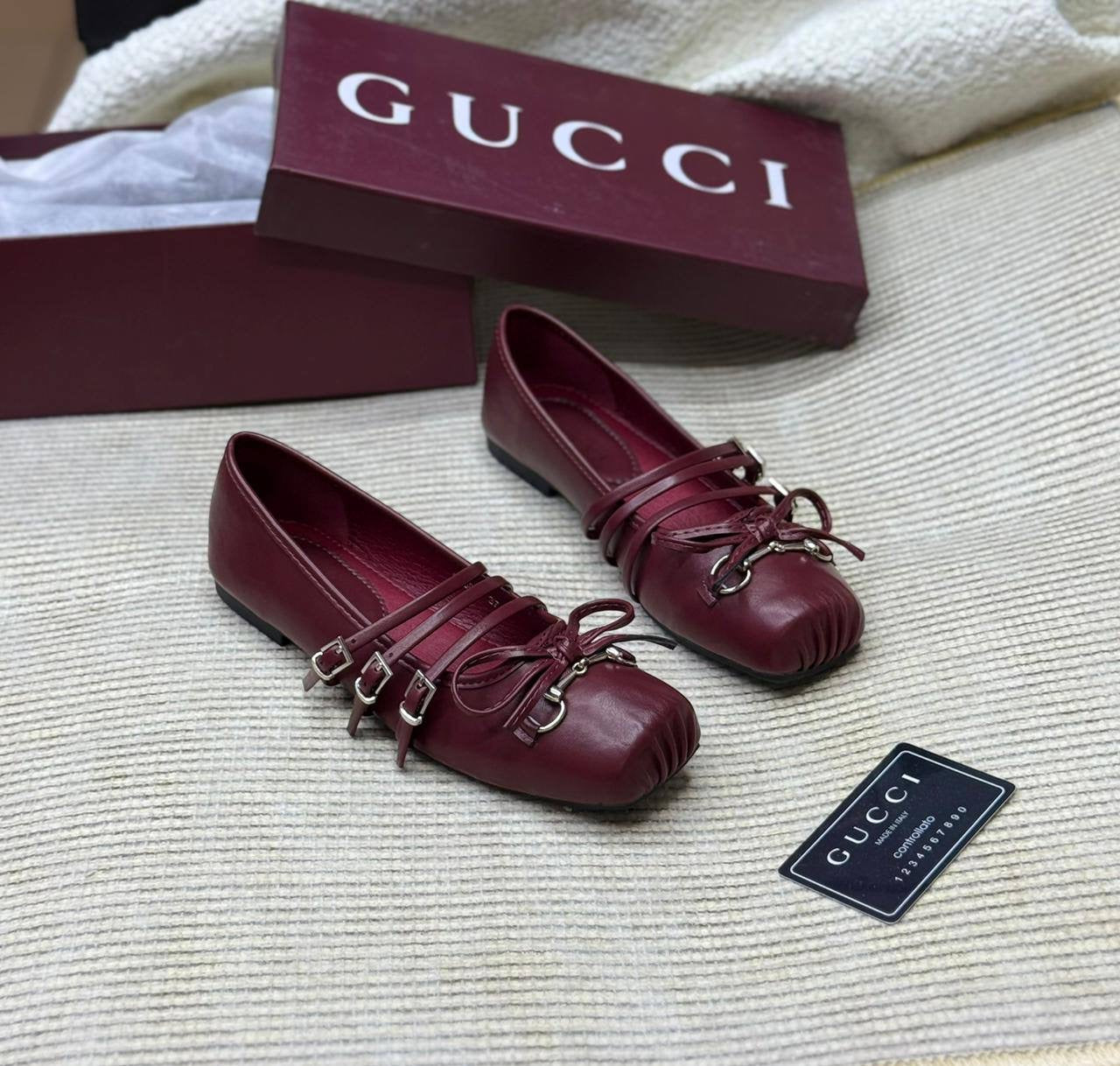 . New gucci  shoes 

   Size  .  36.  to 41

115 dhs🪙

Zain80
♥️♥️♥️