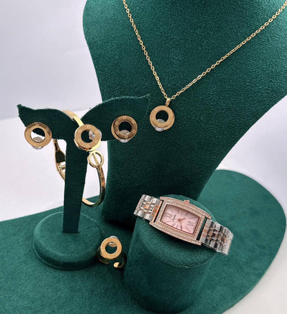 90 dhs 🇦🇪 

Set with box
🎁🎁🎁

Zain45
♥️♥️♥️