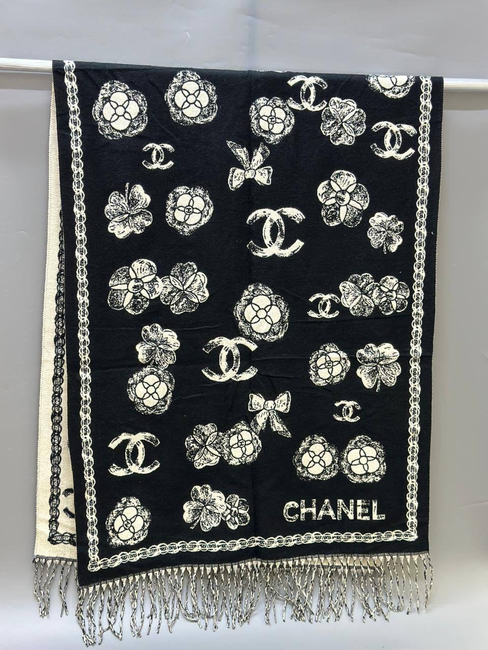 Scarf
45 dhs🇦🇪

Zain40
♥️♥️♥️