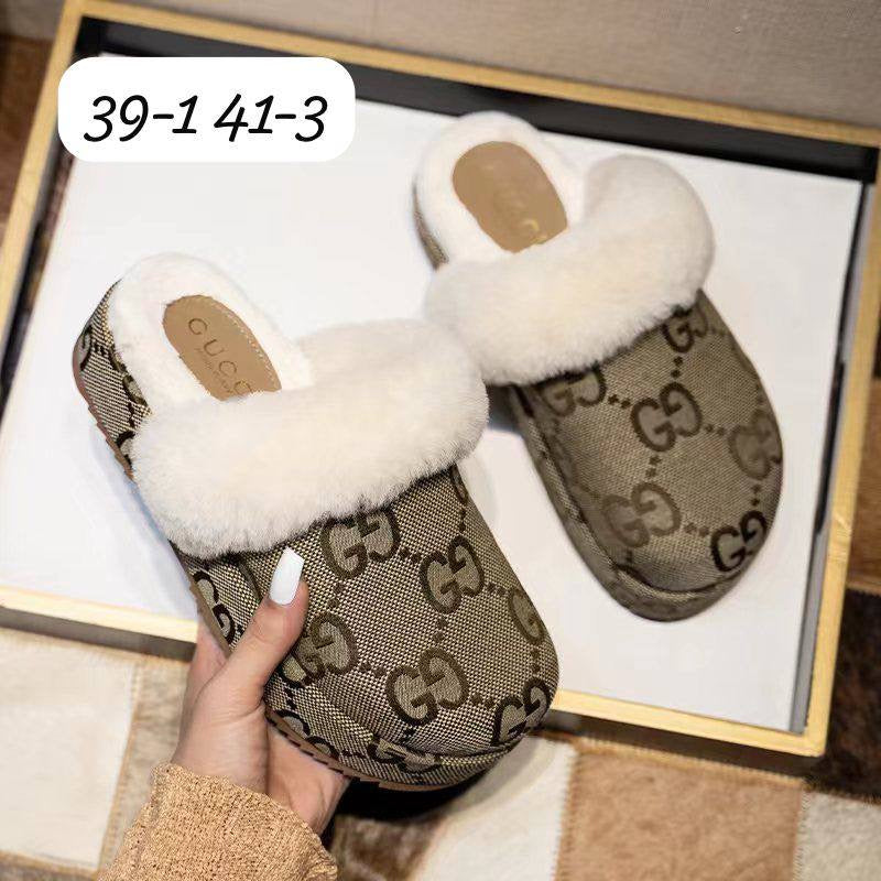 LV - Gucci - Fendi
Big off now 
Size on picture 
Good quality 
85 dhs🪙

Zain138
♥️♥️♥️