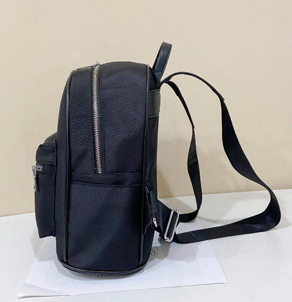 Prada
30*25*15cm
75 dhs🇦🇪

Zain17
♥️♥️♥️