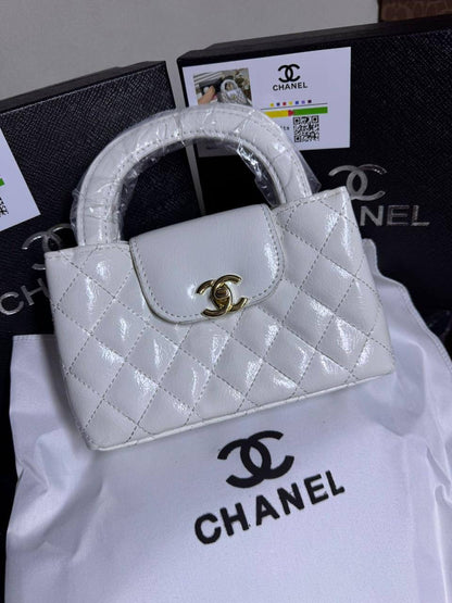 Chanel kelly
Size :  20 * 12.5 * 6 cm
85 dhs🇦🇪
with box🎁

Zain115
♥️♥️♥️