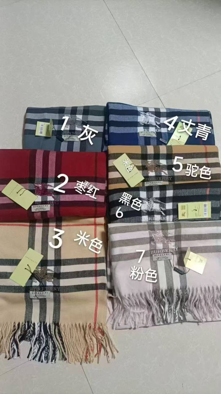 Scarfs For Winter 
Good Quality 
50 dhs🪙
size 65×200cm

Zain250
♥️♥️♥️