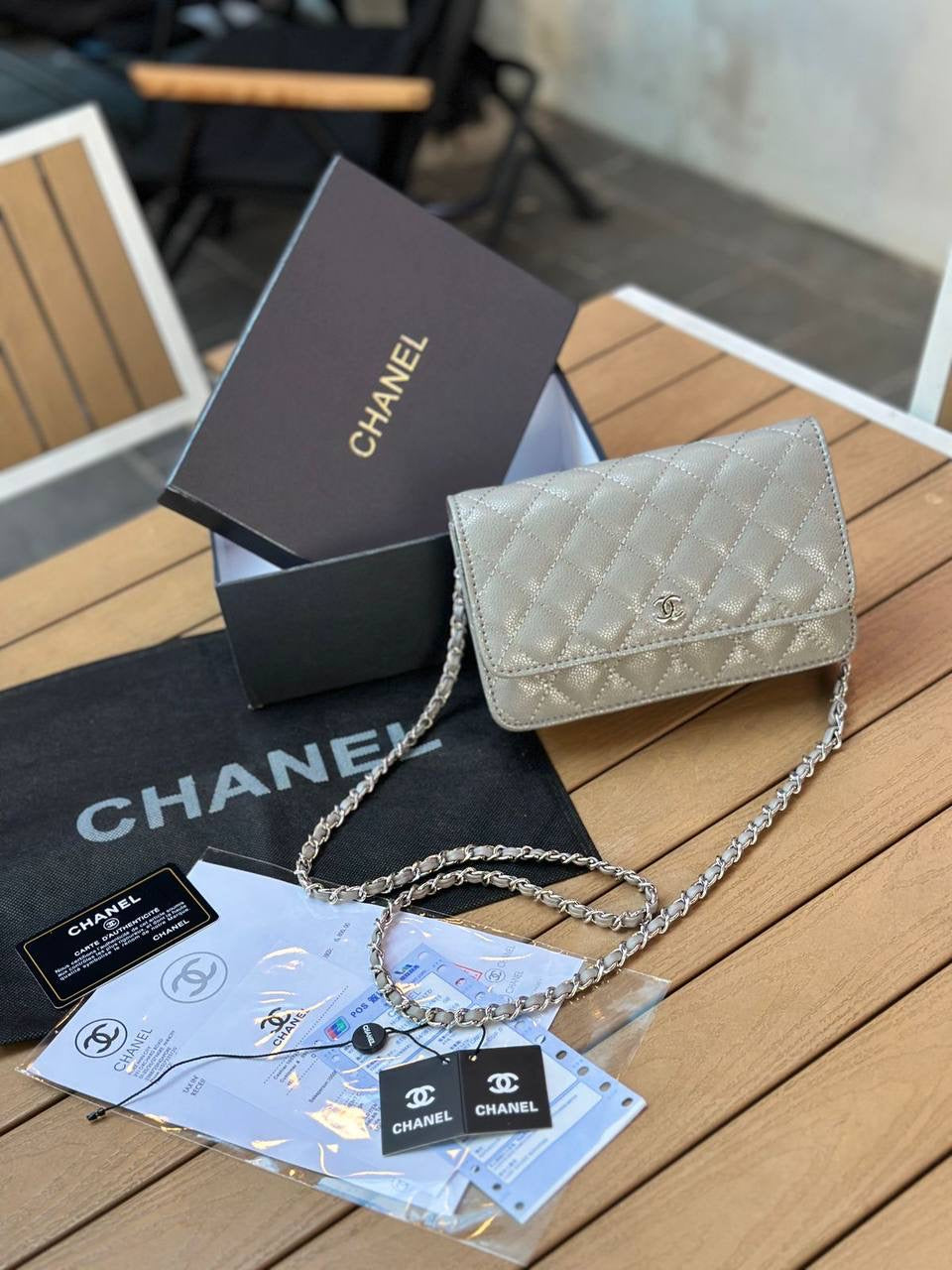 Chanel

With Box
🎁🎁🎁

95 dhs🇦🇪

Zain143
♥️♥️♥️