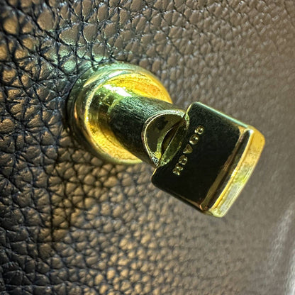 COACH 

NEW CAME GOOD QUALITY 

WITH BOX 
🎁🎁🎁

90 dhs🇦🇪

Zain39
♥️♥️♥️