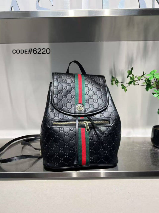 GUCCI BAGPACK
ғʟᴀᴘ ʙᴏᴛᴛᴏɴ ᴋɴᴀᴘsᴀᴄᴋ
sɪᴢᴇ : 28 cm

75 dhs🪙

Zain31
♥️♥️♥️