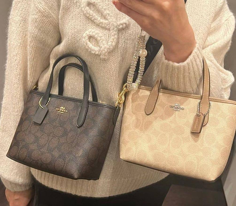 Coach - Prada

85 dhs🇦🇪
Good quality

Zain35
♥️♥️♥️