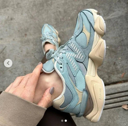 NEW BALANCE 9060

Size 40 to 45 size

120 dhs🇦🇪

Zain27
♥️♥️♥️