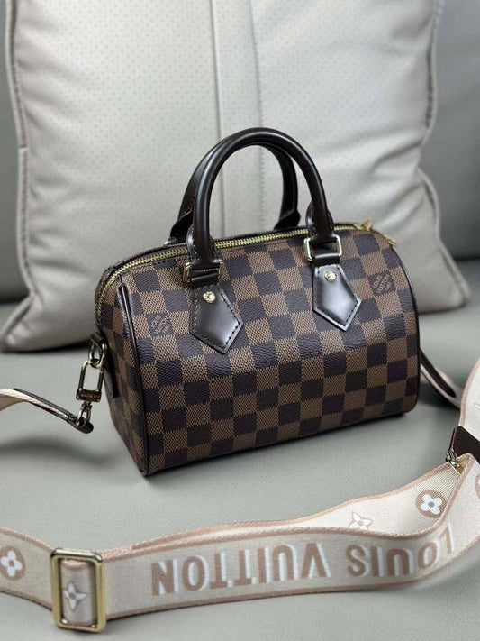 LV Master
290 dhs🇦🇪

Zain228
♥️♥️♥️