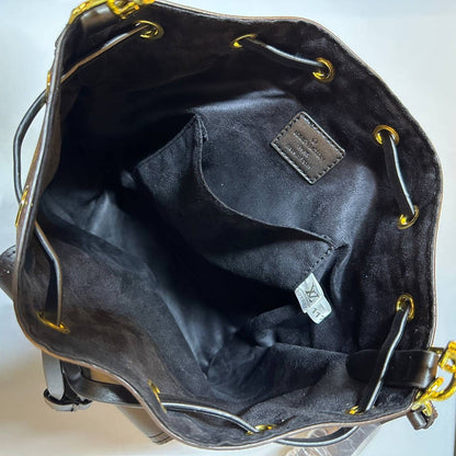 LV
VERY GOOD QUALITY 

WITH BOX
🎁🎁🎁

75 dhs🇦🇪

Zain39
♥️♥️♥️