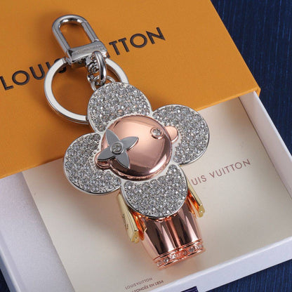 Lv Keychain & BAG 
charm with 

110 dhs🇦🇪

GOOD Box And Paper Bag🎁

Zain89
♥️♥️♥️
