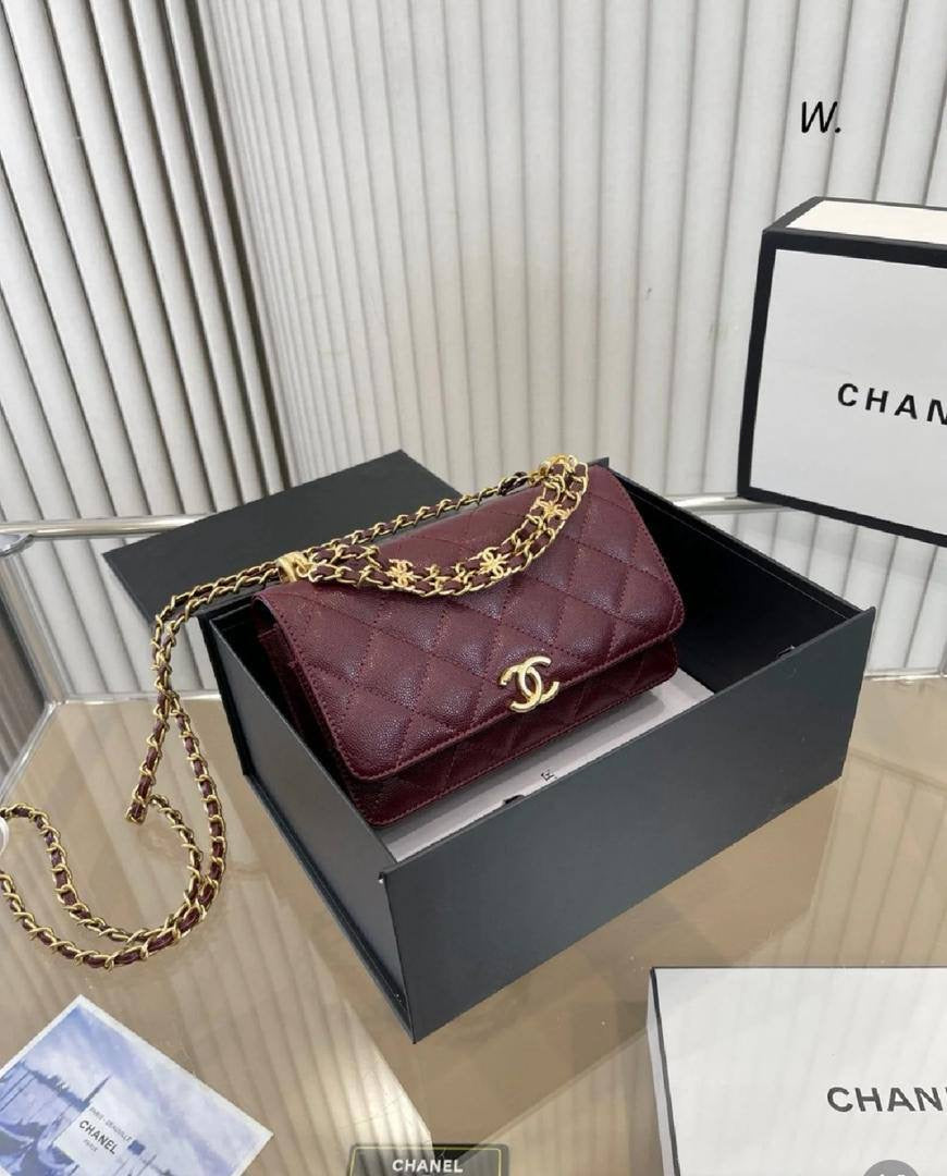 Dior - Chanel
120 dhs🇦🇪

Good quality
 with box
🎁🎁🎁

Zain35
♥️♥️♥️