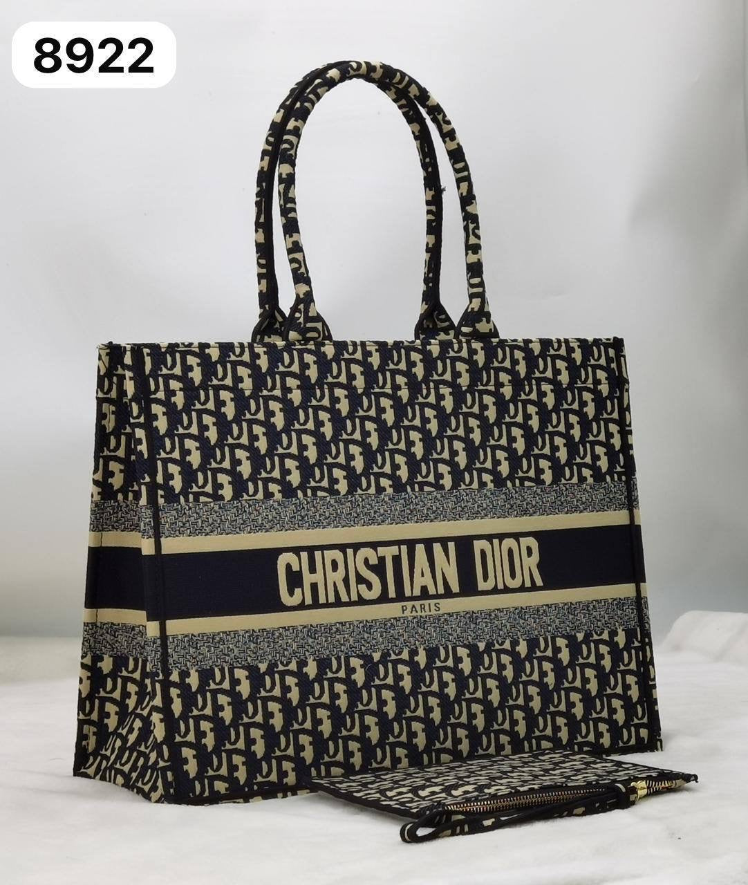 DIOR RESTOCK 
GOOD QUALITY 
100 dhs🪙💕

Zain39
♥️♥️♥️