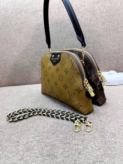 LV
90 dhs🪙💕
size 22cm

Zain26
♥️♥️♥️
