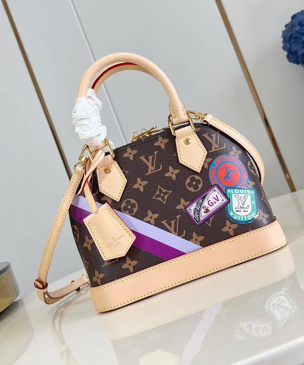 Louis Vuitton  ✨💕✨
  ❤️❤️❤️
SuperMaster Quality 🔥🔥🔥
For Price 👇 WTSP Text Zain 0568585901

Zain121
♥️♥️♥️
