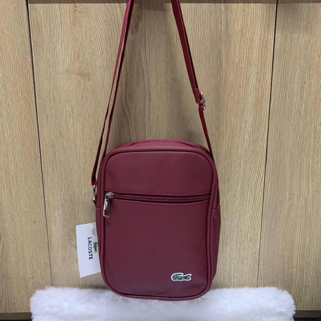 LACOSTE Bag 

GOOD quality 
30 dhs🇦🇪

Zain40
♥️♥️♥️