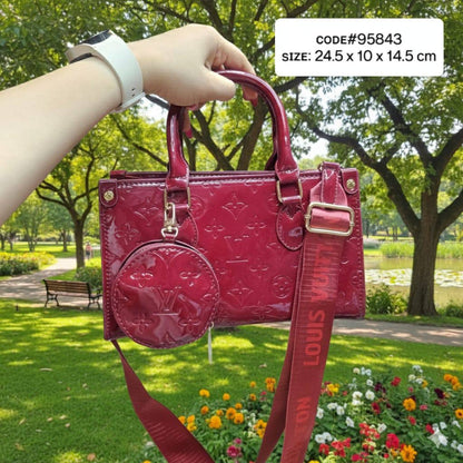 LV
ᴏɴ ᴛʜᴇ ɢᴏ ᴇᴀsᴛ ᴡᴇsᴛ
ɢʟᴏssʏ ᴍᴀᴛᴇʀɪᴀʟ
ᴡɪᴛʜ ᴄᴏɪɴ ᴘᴜʀsᴇ
sɪᴢᴇ : 24.5 cm

70 dhs🪙💕

Zain31
♥️♥️♥️