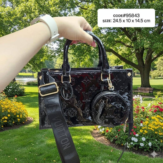 LV
ᴏɴ ᴛʜᴇ ɢᴏ ᴇᴀsᴛ ᴡᴇsᴛ
ɢʟᴏssʏ ᴍᴀᴛᴇʀɪᴀʟ
ᴡɪᴛʜ ᴄᴏɪɴ ᴘᴜʀsᴇ
sɪᴢᴇ : 24.5 cm

70 dhs🪙💕

Zain31
♥️♥️♥️