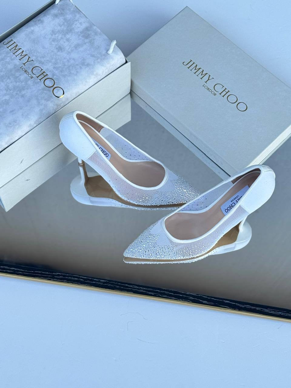 Jimmy choo
Size 36_41
120 dhs🪙

Zain21
♥️♥️♥️