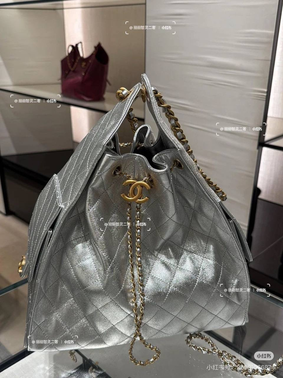 Chanel 
Master
370 dhs🪙
#30cm🥰🥰

Zain228
♥️♥️♥️