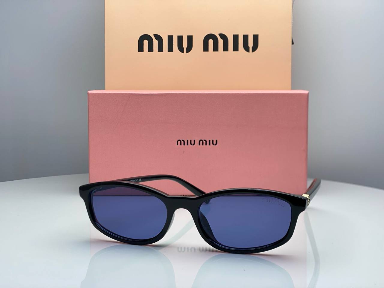 MIU MIU Sunglasses