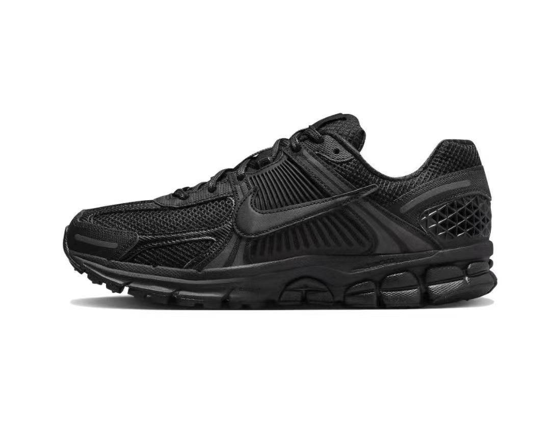 Nike Vomero 5