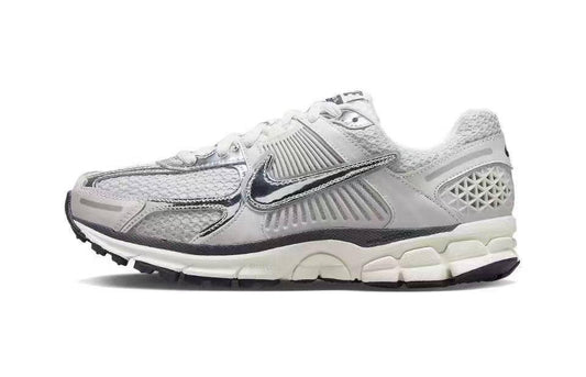 Nike Vomero 5