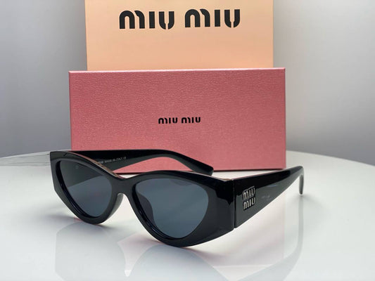 MIU MIU Sunglasses