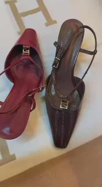 FENDI 😍        Miu Miu 😍
170 dhs🪙🌨️
    Size 36-41 available 

Zain88
♥️♥️♥️