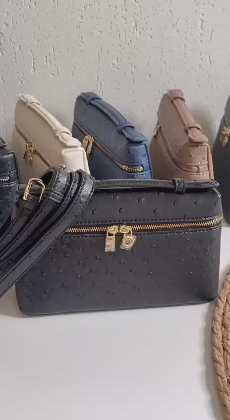 Available Again✨✨✨
LORO PIANA

20cm
350 dhs🪙💚

Top quality 
With box🎁

Zain167
♥️♥️♥️