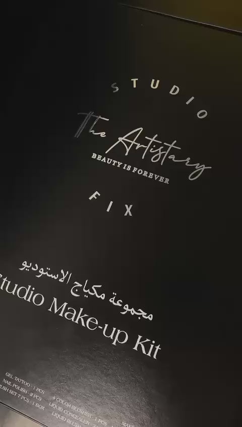 Makeup box 

170 dhs 🇦🇪 

Zain36
♥️♥️♥️