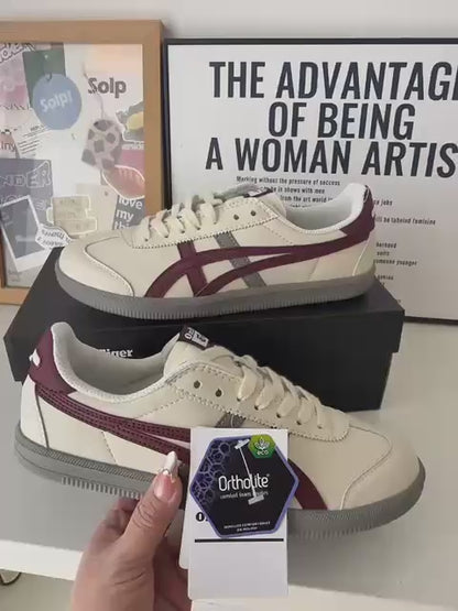 Asics Tokuten, 
size 36 to 45, 
180 dhs🪙🌨️

Zain196
♥️♥️♥️