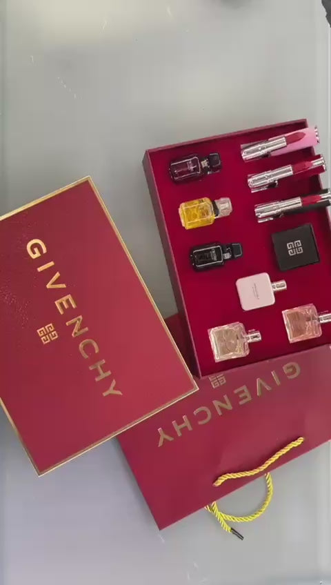 Givenchy set 
120 dhs🇦🇪

Zain01
♥️♥️♥️
