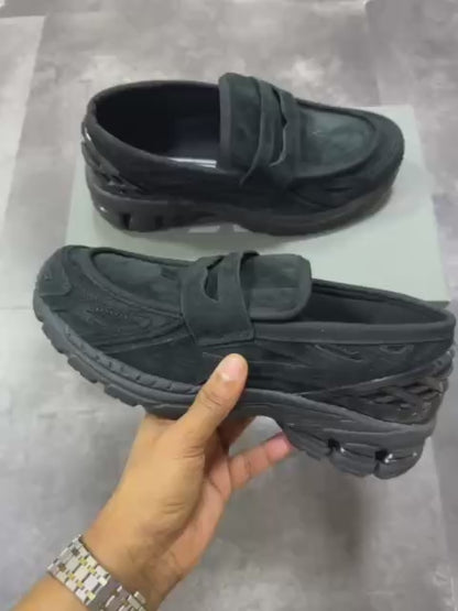 New Balance 1906L Black Suede，Size 36-45 ，
220 dhs🪙🌨️

Zain18
♥️♥️♥️