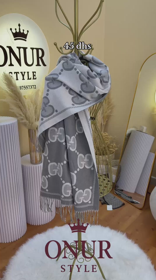 Gucci scarf

45 dhs

اطلبوها من الوتس المثبت في الأعلى👆🏻👆🏻

تواصلو معنا 👈🏻 Zain 
For order WhatsApp pinned 👆🏻

♥️♥️♥️