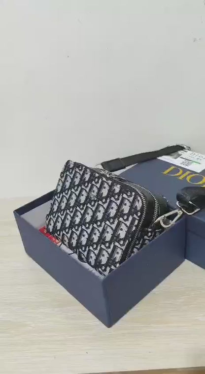LV
90 dhs🪙🌨️

high quality 

With box
🎁🎁🎁

Zain26
♥️♥️♥️