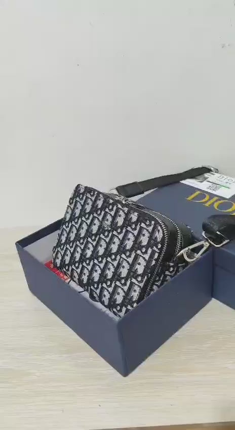 LV
90 dhs🪙🌨️

high quality 

With box
🎁🎁🎁

Zain26
♥️♥️♥️