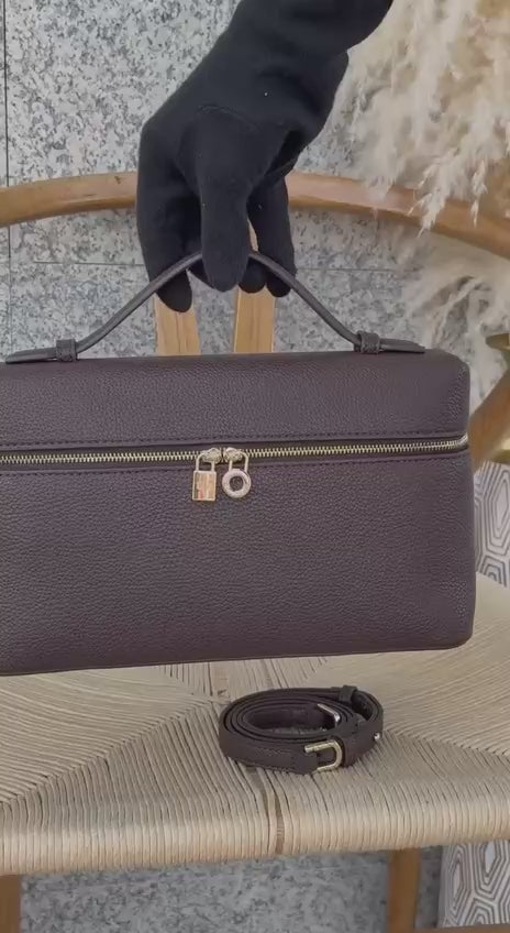 Available Again✨✨✨

LORO PIANA

27cm
370 dhs🪙🌨️

Top quality 
With box🎁

Zain167
♥️♥️♥️