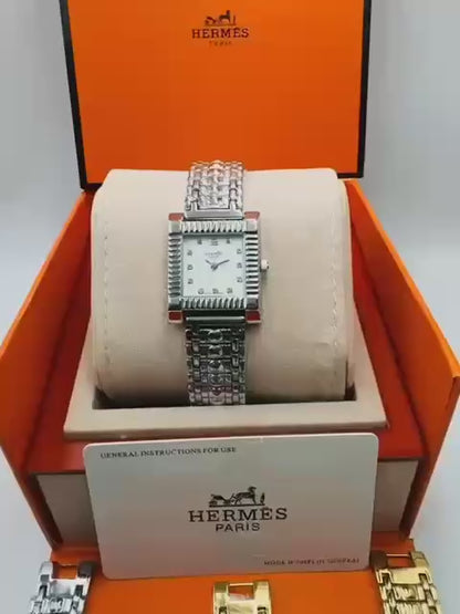 Hermes Ladies 
55 dhs🪙💚

Zain08
♥️♥️♥️