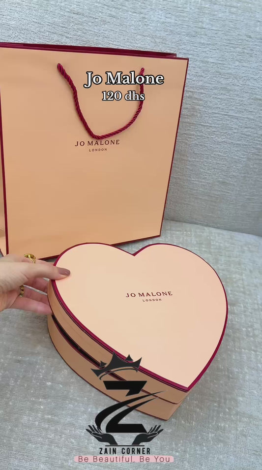 JO MALONE 6IN1 SET
120 dhs🇦🇪

4 pcs hand cream 
- peony 
- wild bluebell 
- blackberry 
- English pear 

1pc cologne 
1pc body cream

Zain01
Zain36


اطلبوها من الوتس المثبت في الأعلى👆🏻👆🏻

تواصلو معنا 👈🏻 Zain 
For order WhatsApp pinned 👆🏻

♥️♥️♥