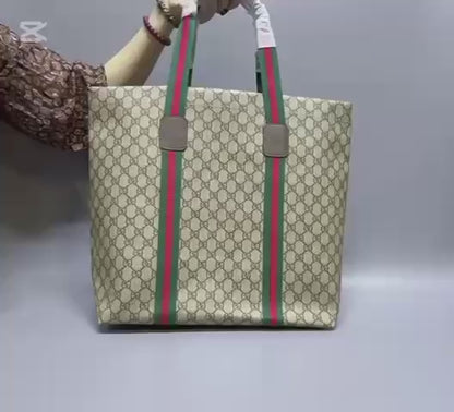 GUCCI 
COPY ONE RESTOCK 
160 dhs🪙🖤

Zain39
♥️♥️♥️