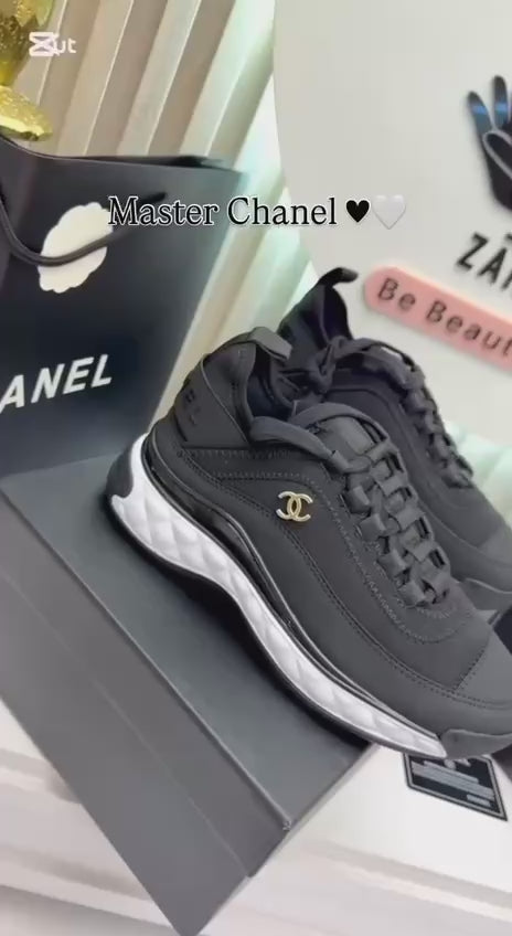 Chanel 
New Collection 🔥👌
Size:36 to 42
Good quality 
160 dhs🪙

Zain241
♥️♥️♥️

.

اطلبوه من الوتس المثبت في الأعلى👆🏻👆🏻

تواصلو معنا 👈🏻 Zain 
For order WhatsApp pinned 👆🏻

♥️♥️♥️
