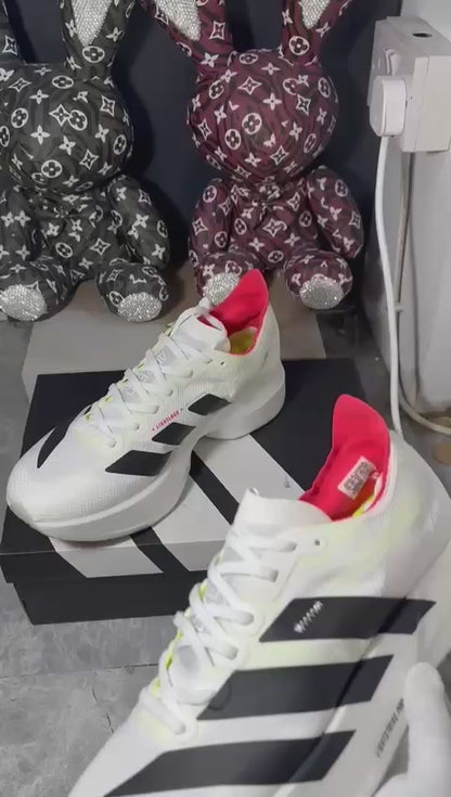 Adidas ADIZERO ADIOS PRO 4 ‘Cloud White / Core Black / Silver Metallic’
36-45 AVAILABLE 🤩
180 dhs🪙💚

Zain242
♥️♥️♥️