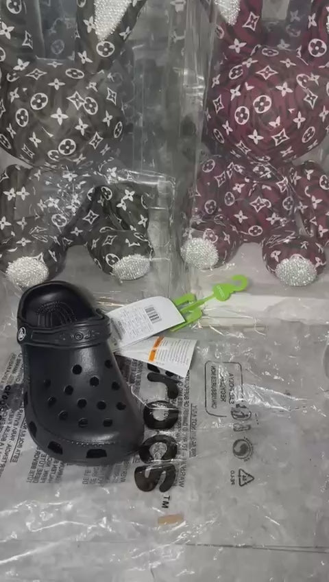 Crocs Casual Clog ‘Black’🖤
36-46 AVAILABLE 🤩
65 dhs🪙💚

Zain241
♥️♥️♥️
