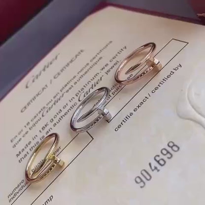 Ring  Thin Cartier
45 dhs🪙💚
Size 
5-6-7-8-9
With Good box And Paper Bag
🎁🎁🎁

Zain89
♥️♥️♥️